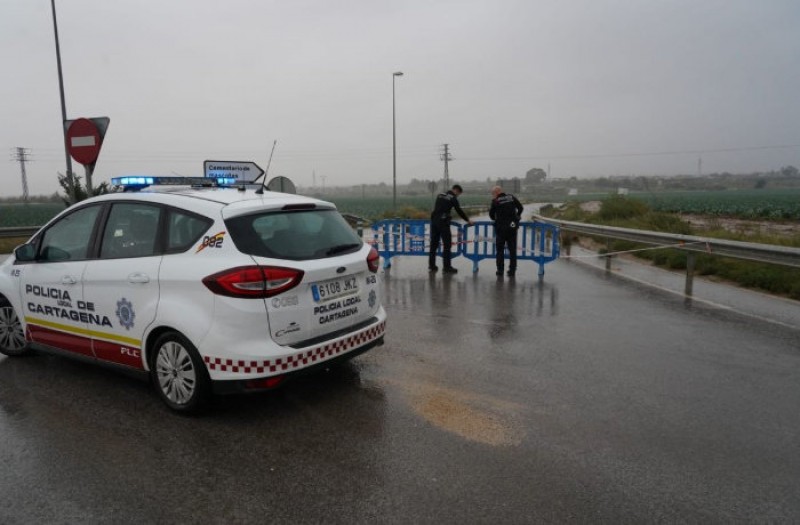 List of roads still closed by floodwater after the gota fría storm in Murcia on Tuesday