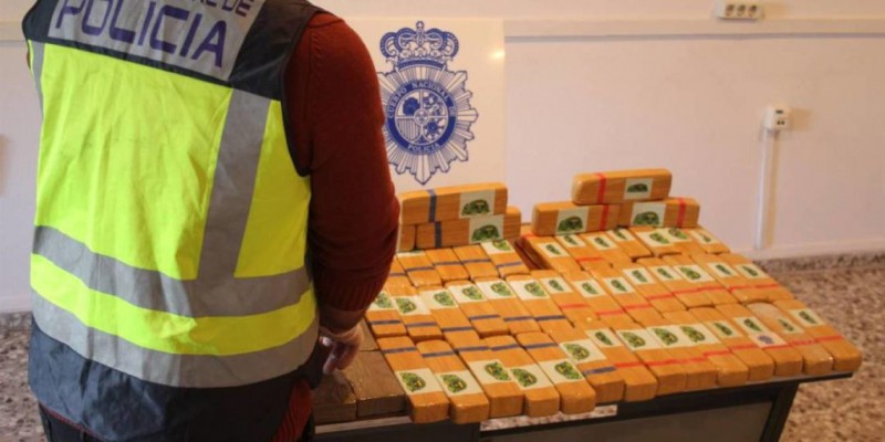 <span style='color:#780948'>ARCHIVED</span> - Two arrested while bringing 30 kilos of heroin to Murcia from the Netherlands