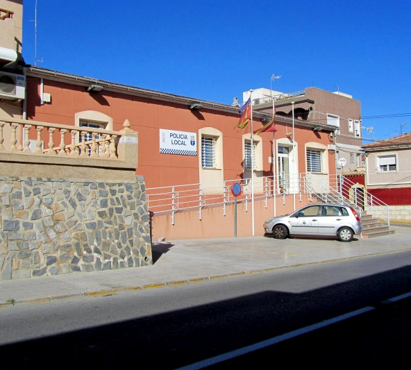 Policia local and Guardia Civil in San Miguel de Salinas