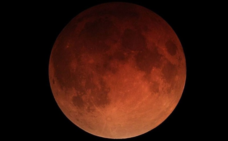 <span style='color:#780948'>ARCHIVED</span> - Penumbral lunar eclipse visible in Murcia on Friday evening