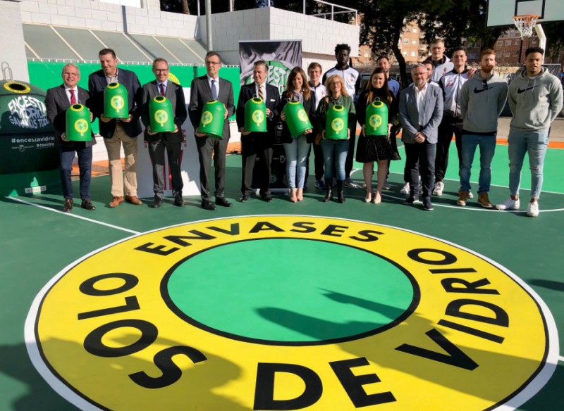 Murcia presents only the second basketball court in Spain to be made of recycled glass