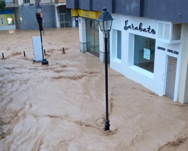 Los Alcázares presents initial flood protection project to the Murcia government