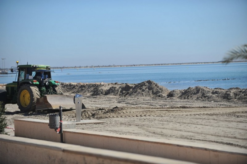 <span style='color:#780948'>ARCHIVED</span> - Beach repairs progress in San Pedro del Pinatar