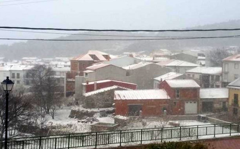 <span style='color:#780948'>ARCHIVED</span> - Heavy rain and snow in northern Spain but coronavirus frustrates the ski resorts