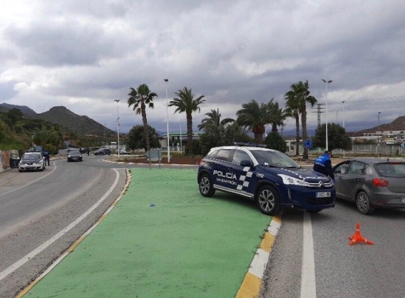 <span style='color:#780948'>ARCHIVED</span> - Police lockdown checks stepped up on Mazarrón roads for Semana Santa