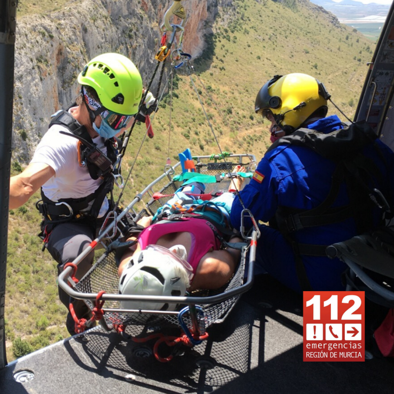 <span style='color:#780948'>ARCHIVED</span> - Air rescue for injured climber in Jumilla