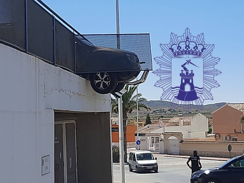 <span style='color:#780948'>ARCHIVED</span> - Busy couple of days for Mazarrón police on Camposol; ATM machine stolen and this...
