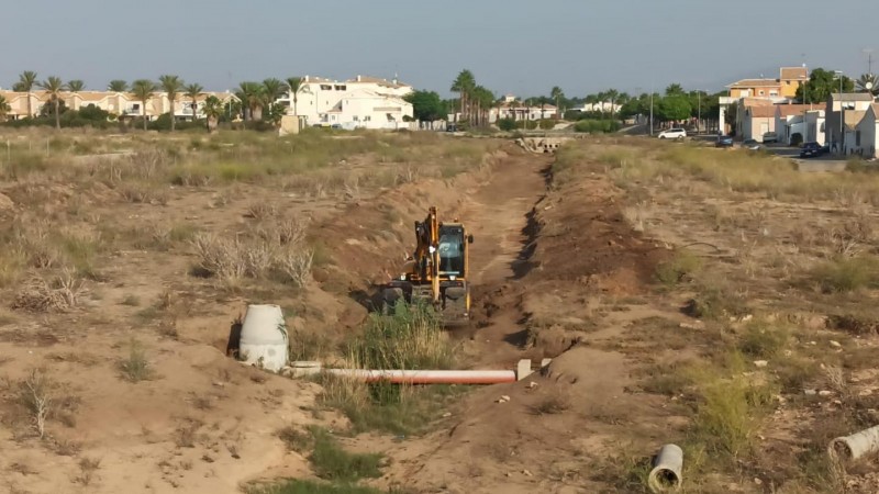 <span style='color:#780948'>ARCHIVED</span> - Torre Pacheco council widening drains and water run-offs