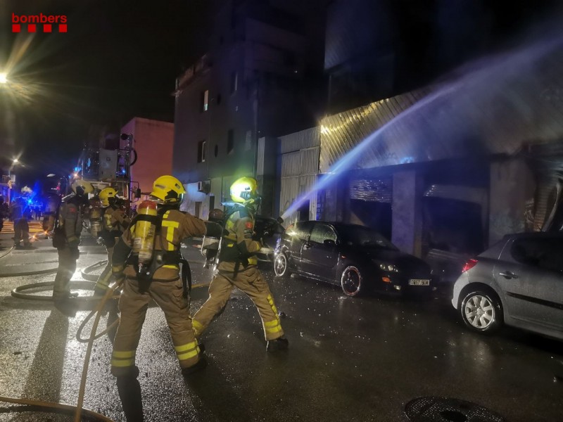 <span style='color:#780948'>ARCHIVED</span> - At least 3 irregular migrants killed in fire at Catalunya squat