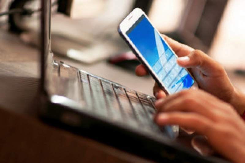 <span style='color:#780948'>ARCHIVED</span> - EU launches App to show real-time coronavirus evolution in European Union
