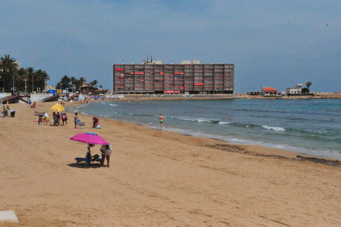 Playa de Los Locos, a long sandy beach in central Torrevieja