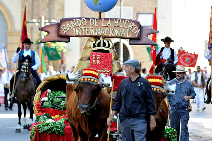 Thousands pack Murcia for the Bando de la Huerta