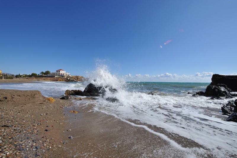 <span style='color:#780948'>ARCHIVED</span> - Aemet warns of strong winds and waves of up to 3 metres on Saturday