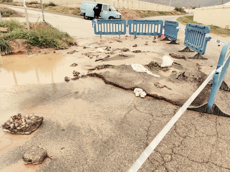 <span style='color:#780948'>ARCHIVED</span> - Flooding in the Puerto de Mazarron following rainstorm