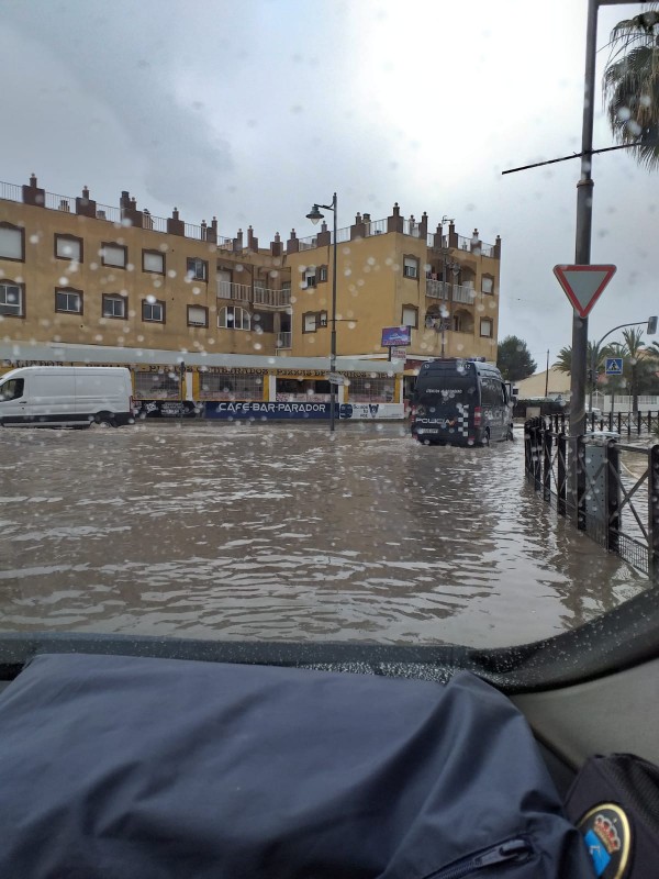 <span style='color:#780948'>ARCHIVED</span> - Flooding in the Puerto de Mazarron following rainstorm