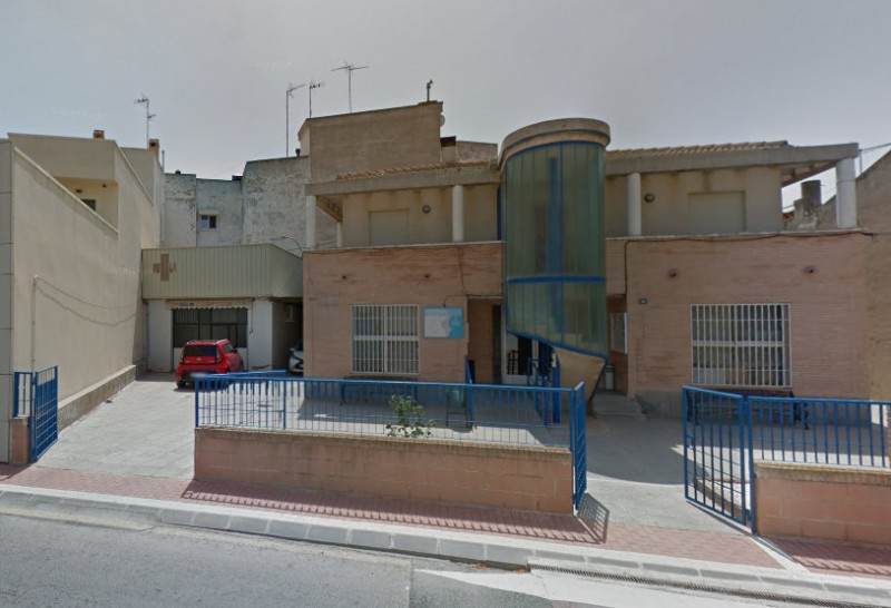 <span style='color:#780948'>ARCHIVED</span> - San Fulgencio Town Hall reminds all residents to update Health or SIP cards