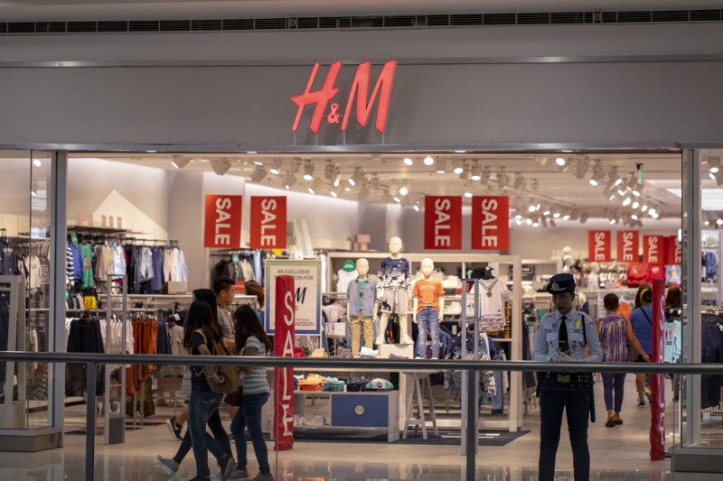 <span style='color:#780948'>ARCHIVED</span> - H&M Spain to close 30 shops and make 1,100 workers redundant