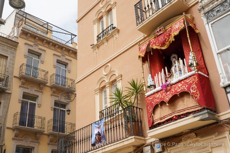 <span style='color:#780948'>ARCHIVED</span> - Justified win for best dressed Semana Santa balcony in Cartagena