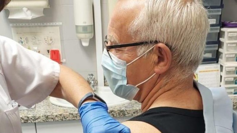 <span style='color:#780948'>ARCHIVED</span> - 73-year-old Valencia Mayor complains vociferously on social media about not being vaccinated