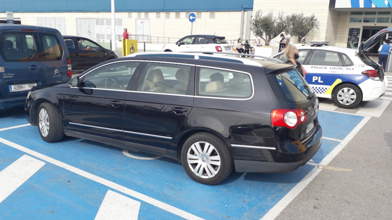 <span style='color:#780948'>ARCHIVED</span> - Elche police probe fraudulent use of disabled parking badges by the dead