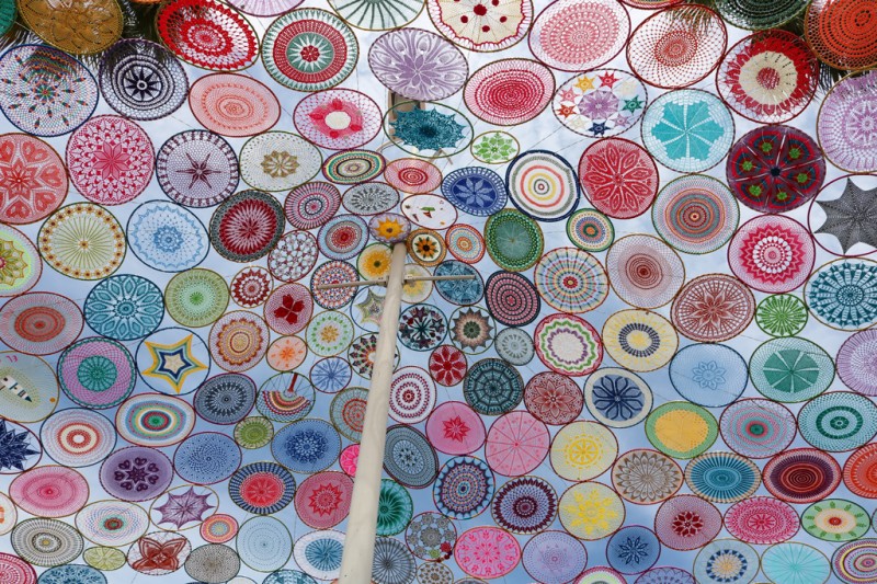 <span style='color:#780948'>ARCHIVED</span> - Colourful crochet canopy is testament to lockdown positivity: Cartaya in Huelva