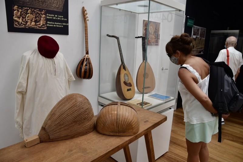 <span style='color:#780948'>ARCHIVED</span> - Almeria Guitar Museum hosts exhibition exploring history of the lute until October 10