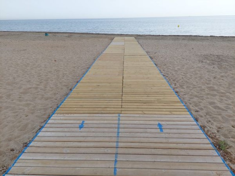 <span style='color:#780948'>ARCHIVED</span> - Denia reopens its accessible beaches from today June 15