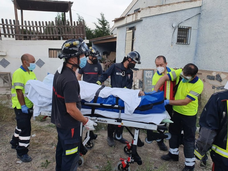 <span style='color:#780948'>ARCHIVED</span> - Man seriously injured falling into empty swimming pool in Cieza