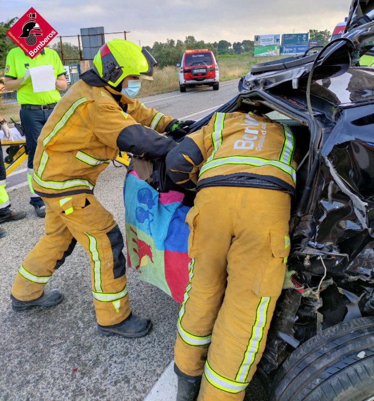 <span style='color:#780948'>ARCHIVED</span> - Multiple car crash due to wild boar on N-332 near Denia on the Costa Blanca