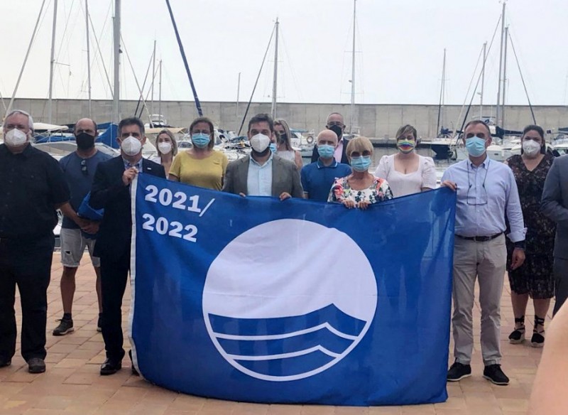 <span style='color:#780948'>ARCHIVED</span> - Mazarrón receives 10 Blue Flags to be flown at beaches and marinas this summer