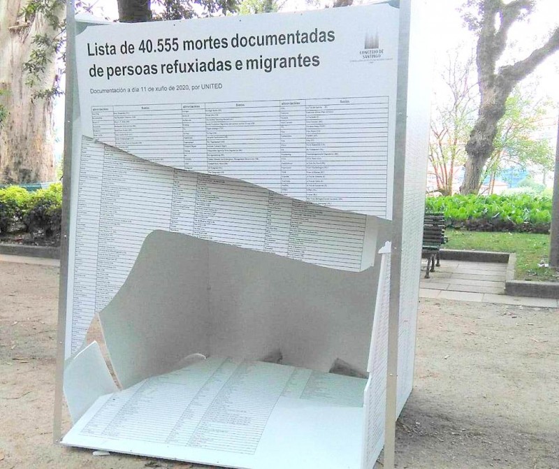 <span style='color:#780948'>ARCHIVED</span> - World Refugee Day exhibition panels smashed in Santiago de Compostela
