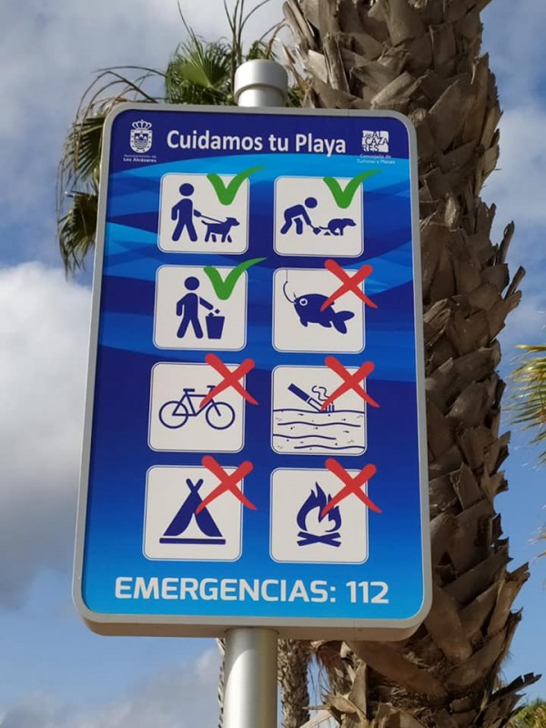 <span style='color:#780948'>ARCHIVED</span> - Los Alcázares police warn that bicycles are not to be used on the paseo