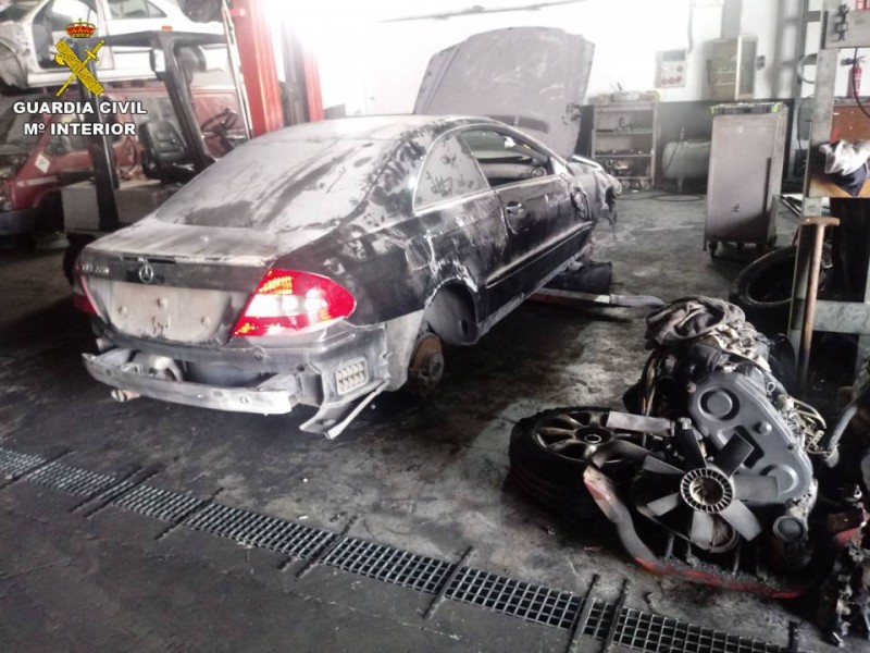 <span style='color:#780948'>ARCHIVED</span> - Illegal scrapyard shut down by police in Alicante over environmental concerns