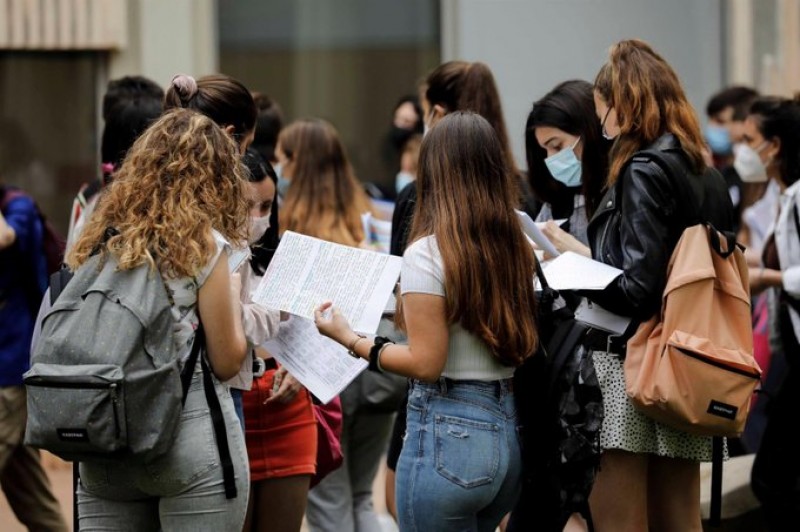 <span style='color:#780948'>ARCHIVED</span> - Major outbreak amongst students after trips to Mallorca leaves 179 positives in Valencia region