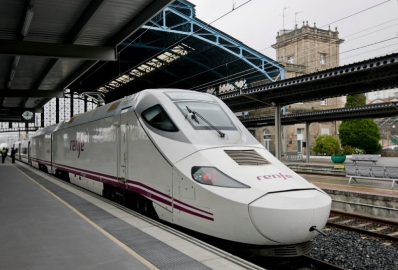 <span style='color:#780948'>ARCHIVED</span> - Renfe offers more than 12,000 seats on long-distance trains to and from the Region of Murcia