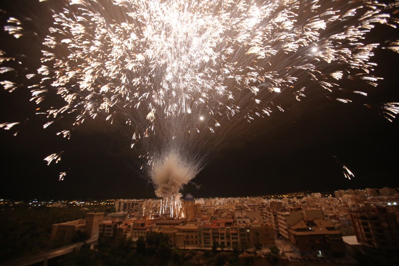 <span style='color:#780948'>ARCHIVED</span> - Elche cancels spectacular annual firework celebrations amid Covid concerns