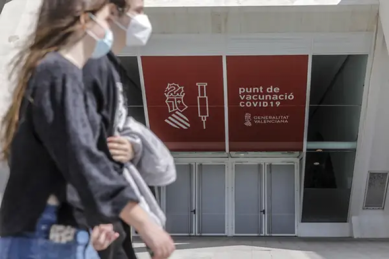 <span style='color:#780948'>ARCHIVED</span> - Under 19s in Valencia region to be vaccinated in first week of September