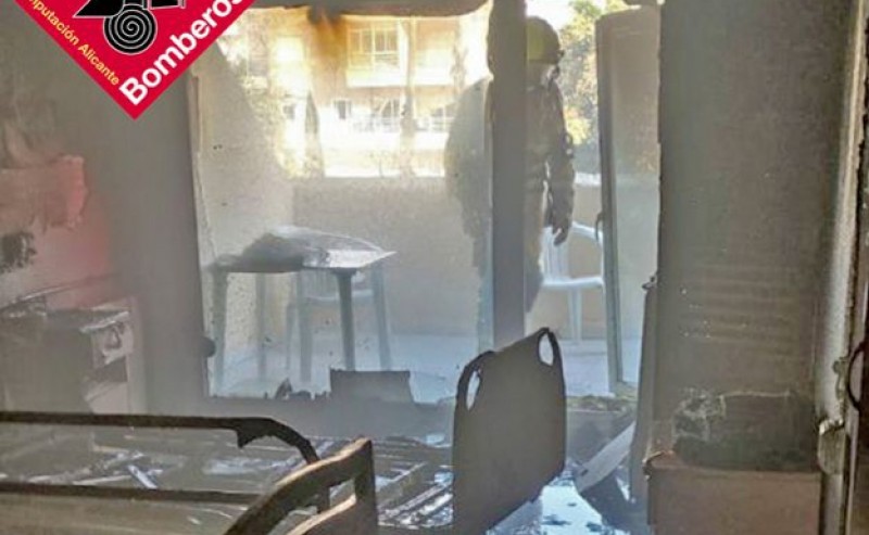 <span style='color:#780948'>ARCHIVED</span> - Two injured in fire at Torrevieja nursing home
