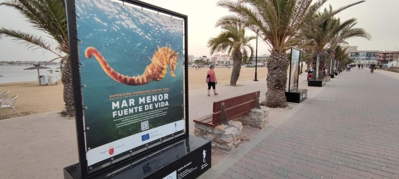 <span style='color:#780948'>ARCHIVED</span> - Mar Menor, Fountain of Life exhibition on San Pedro del Pinatar paseo
