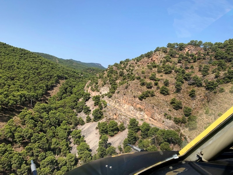 <span style='color:#780948'>ARCHIVED</span> - Cyclist airlifted after falling off cliff in Sierra Espuña