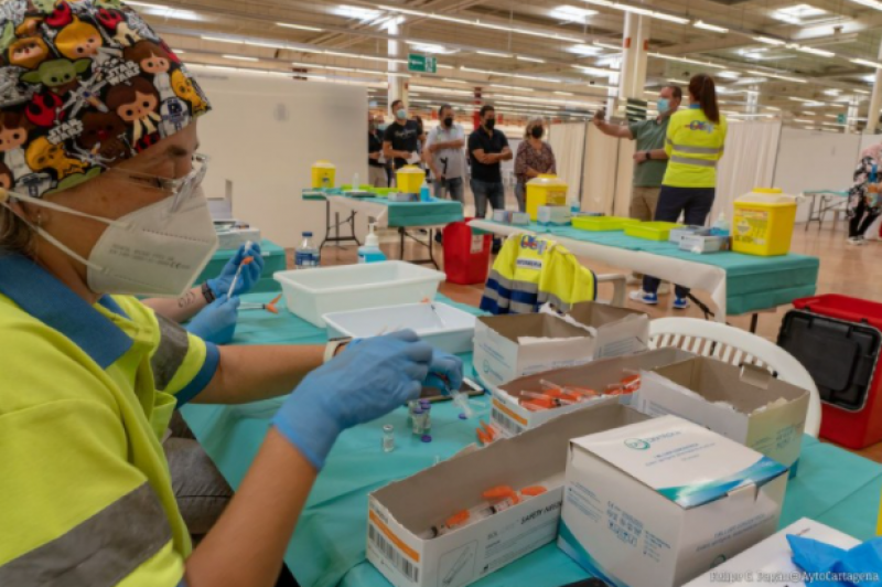 <span style='color:#780948'>ARCHIVED</span> - Spain buys 2.2 million Novavax vaccines as third dose of Covid jab is anticipated