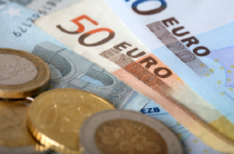 <span style='color:#780948'>ARCHIVED</span> - Bank charges in Spain: how to get the most for your money