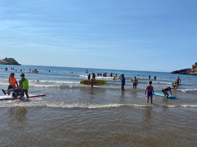 <span style='color:#780948'>ARCHIVED</span> - Adapted surfing day for the disabled in Mazarron big success