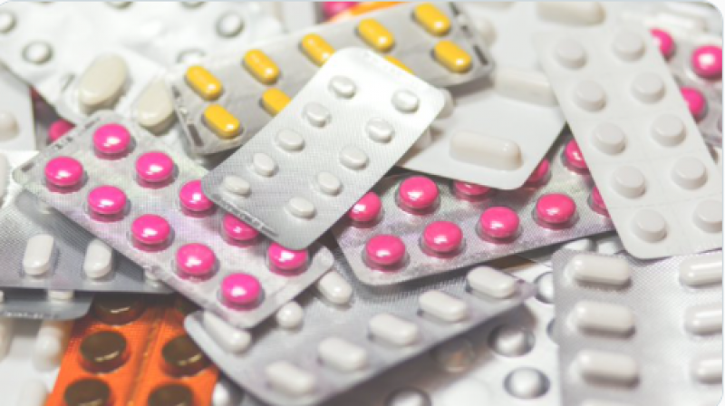 <span style='color:#780948'>ARCHIVED</span> - Madrid vending machine shut down for selling prescription drugs