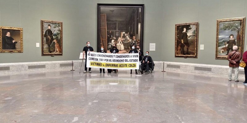 <span style='color:#780948'>ARCHIVED</span> - Suicide pact protest staged in Prado museum, Madrid