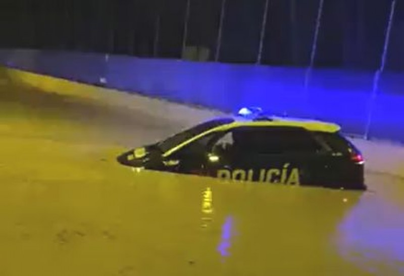 15 people rescued in Cartagena flash floods