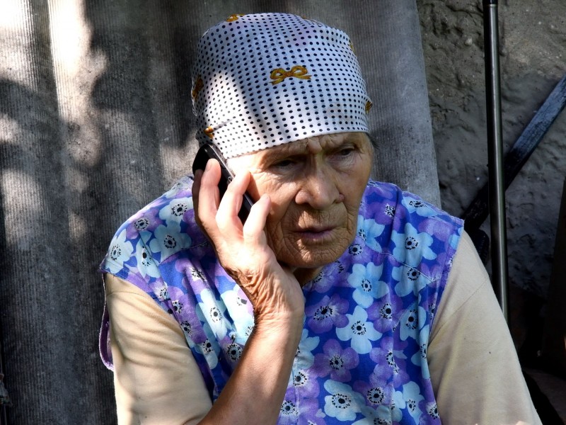 <span style='color:#780948'>ARCHIVED</span> - Women in their 60s from rural areas: these are the strong-willed digital immigrants in the Valencia region