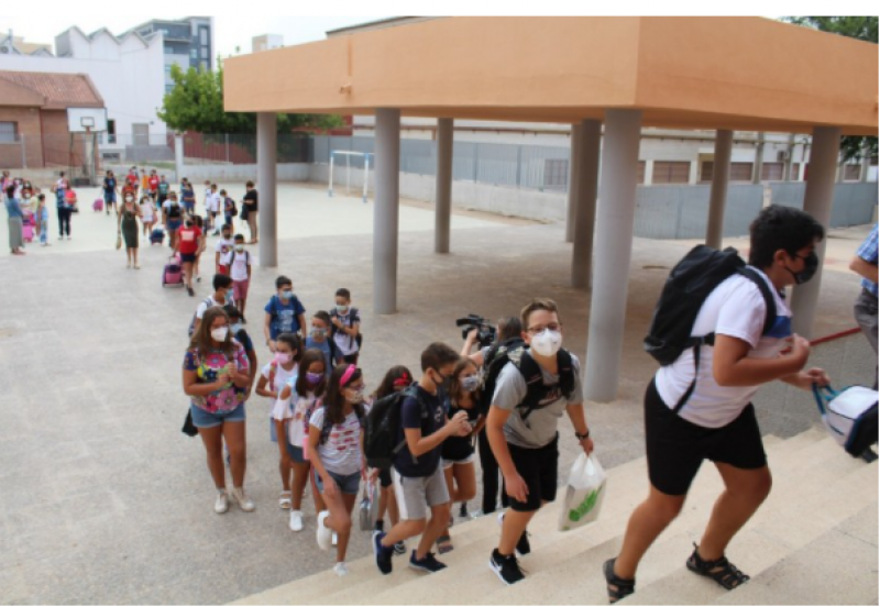 More than 8 million students return to school across Spain