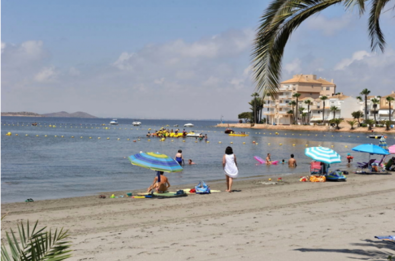 <span style='color:#780948'>ARCHIVED</span> - Reserving beach space banned in San Javier and other new rules for La Manga beaches