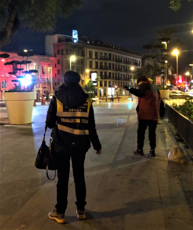 <span style='color:#780948'>ARCHIVED</span> - Operation Frio reaches more than 100 homeless people in Murcia city